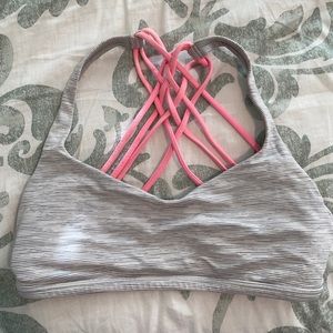 Lululemon free to be bra